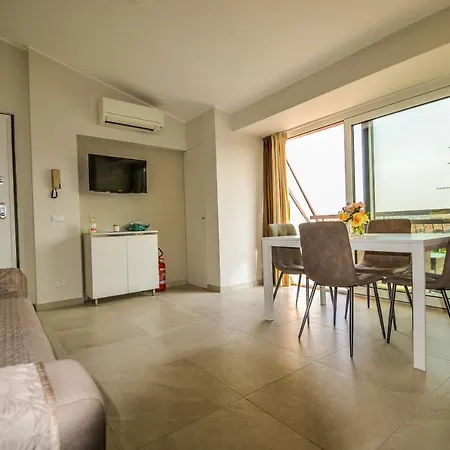 Elisa Apartment Desenzano del Garda